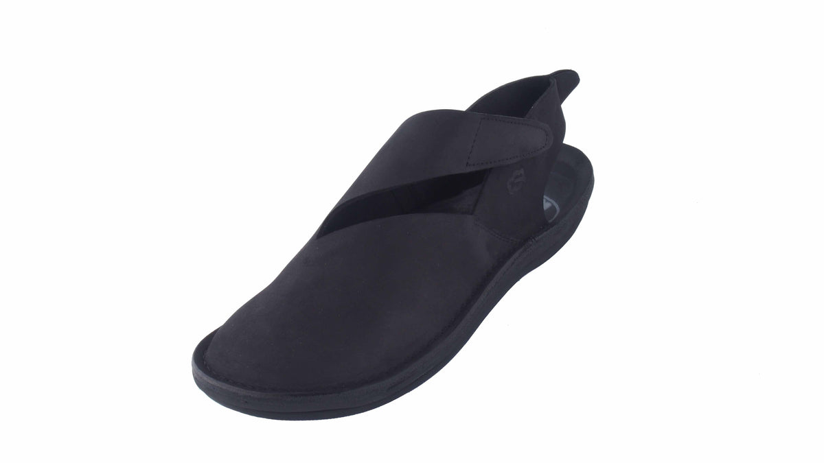 558300784